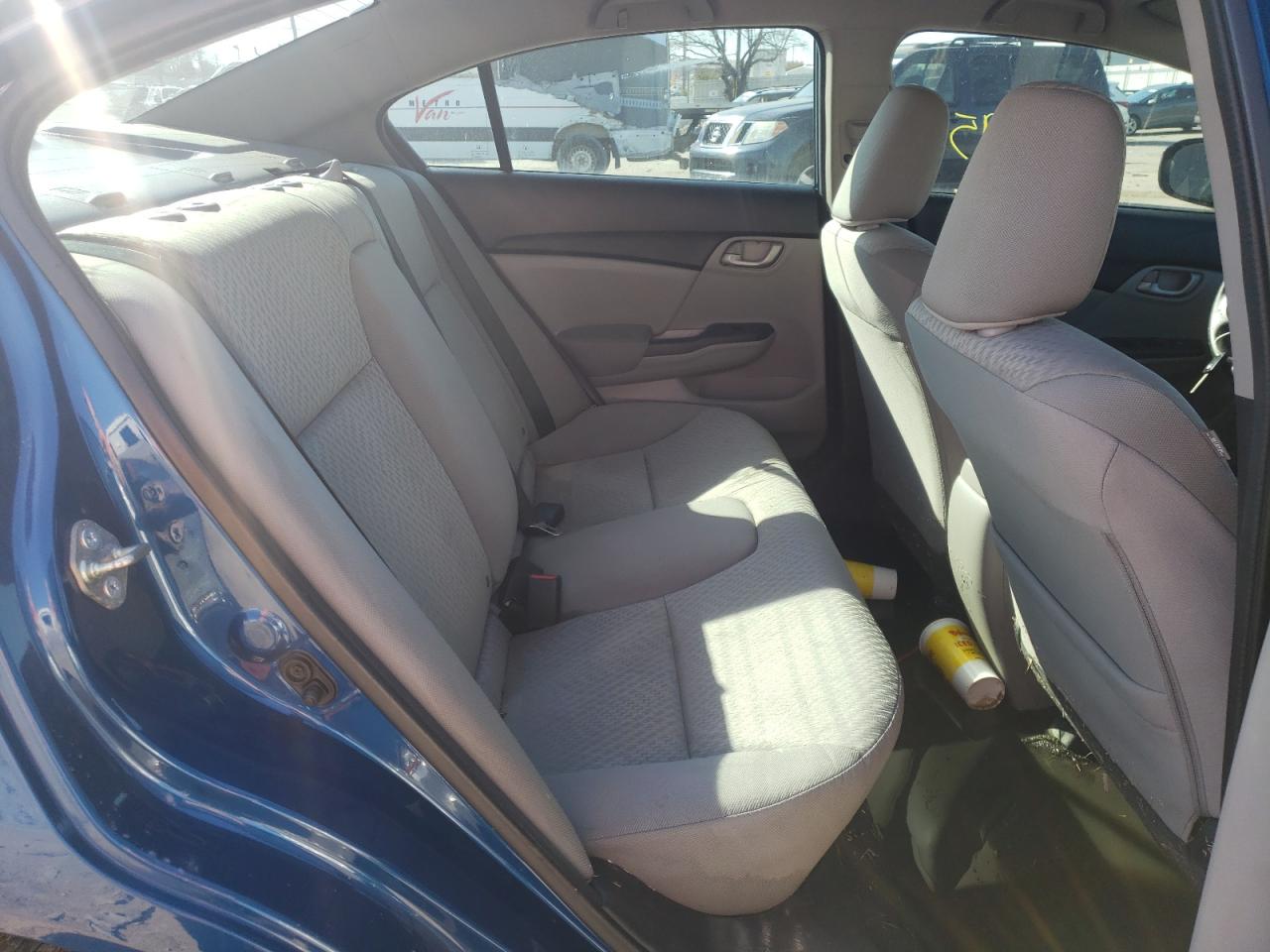Photo 6 from auction – 2015 HONDA CIVIC LX with VIN 19XFB2F57FE205298