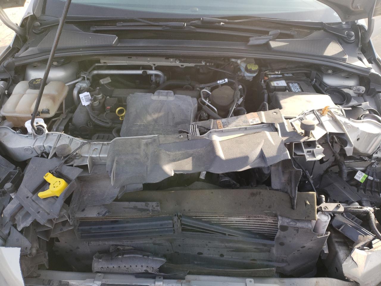 Photo 7 from auction – 2015 FORD FOCUS SE with VIN 1FADP3F20FL209453