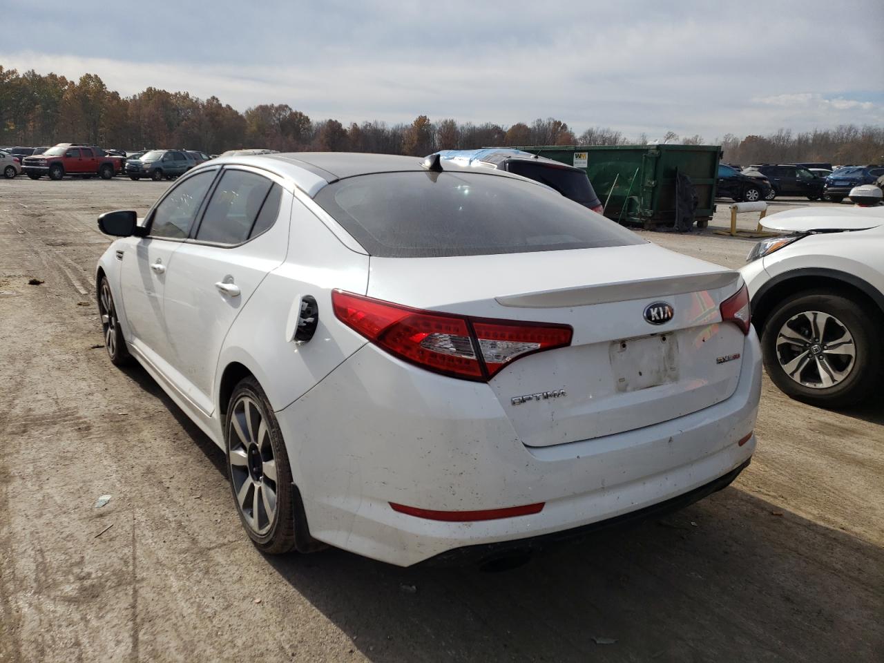 Photo 3 from auction – 2013 KIA OPTIMA SX with VIN 5XXGR4A65DG180742