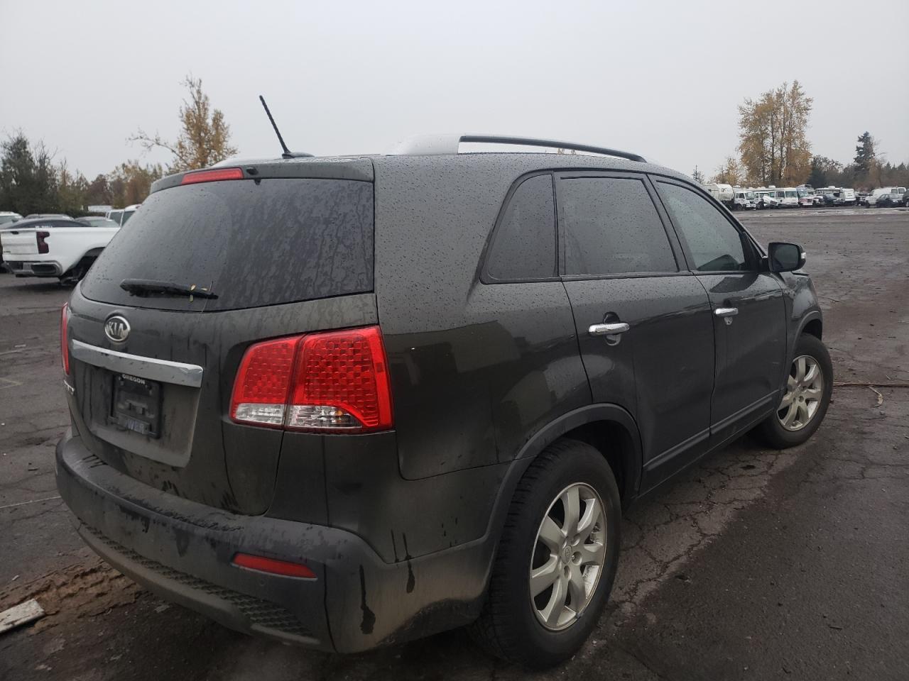 Photo 4 from auction – 2012 KIA SORENTO BA with VIN 5XYKT4A62CG204971