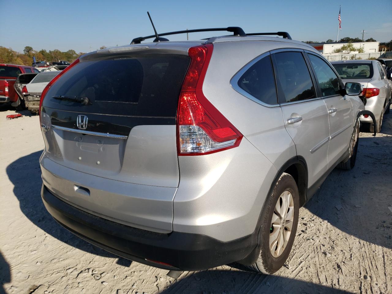 Photo 4 from auction – 2012 HONDA CR-V EXL with VIN 5J6RM3H78CL016846