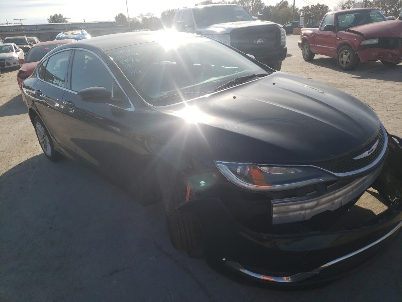 CHRYSLER 200 LIMITE 2015 with VIN 1C3CCCAB2FN612156 - Photo from auction