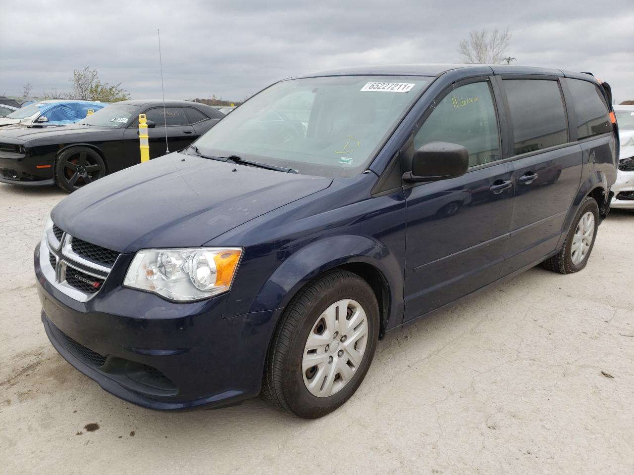 Photo 2 from auction – 2015 DODGE GRAND CARA with VIN 2C4RDGBG6FR658757