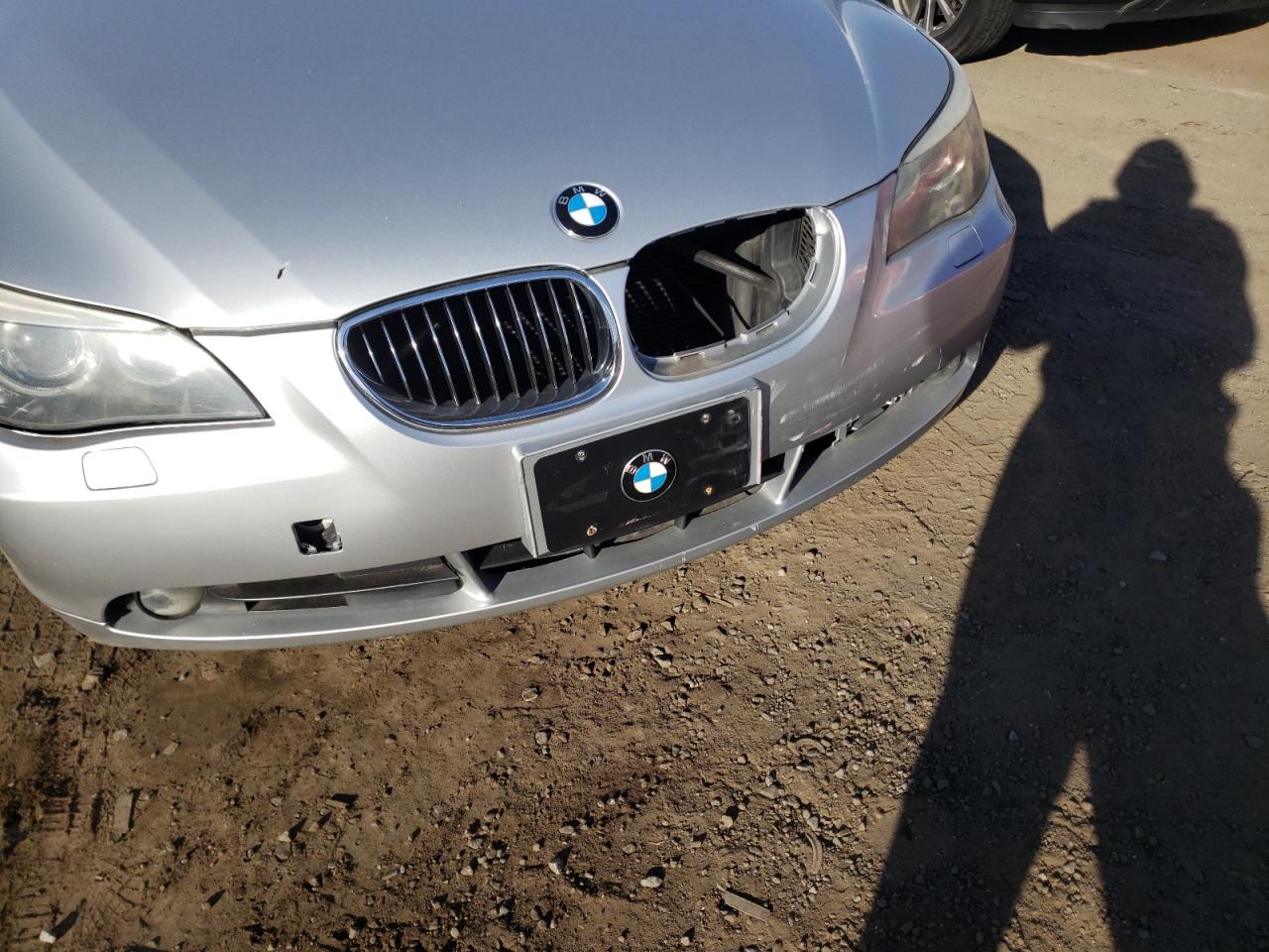 Photo 9 from auction – 2007 BMW 525 I with VIN WBANE535X7CW59267