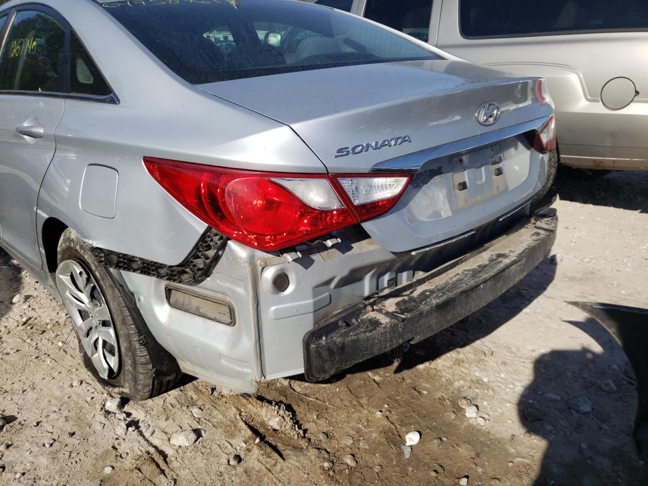 Photo 9 from auction – 2011 HYUNDAI SONATA GLS with VIN 5NPEB4AC6BH046518