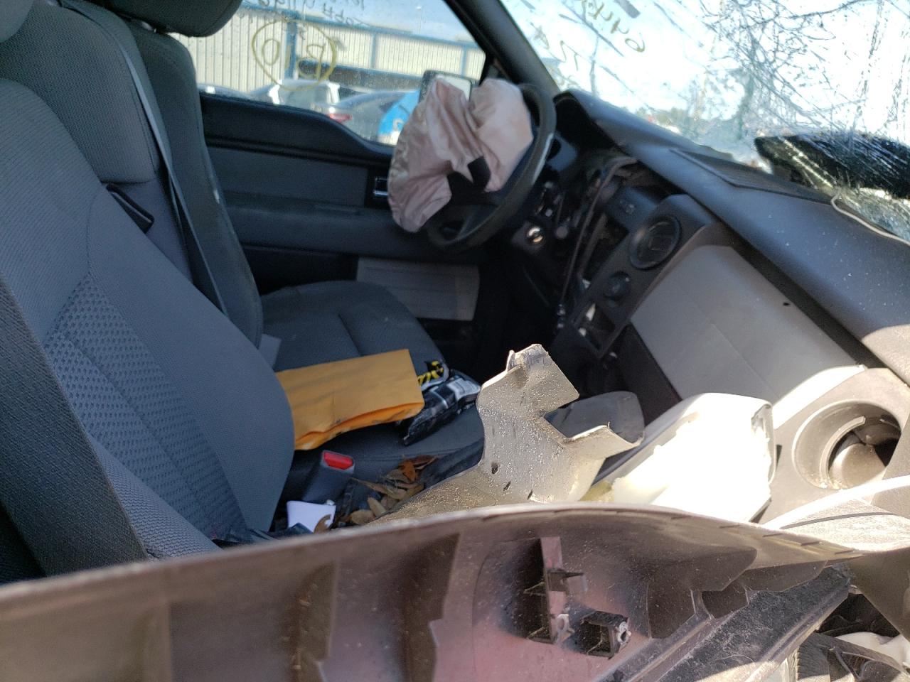 Photo 5 from auction – 2013 FORD F150 with VIN 1FTMF1CM2DKF15239