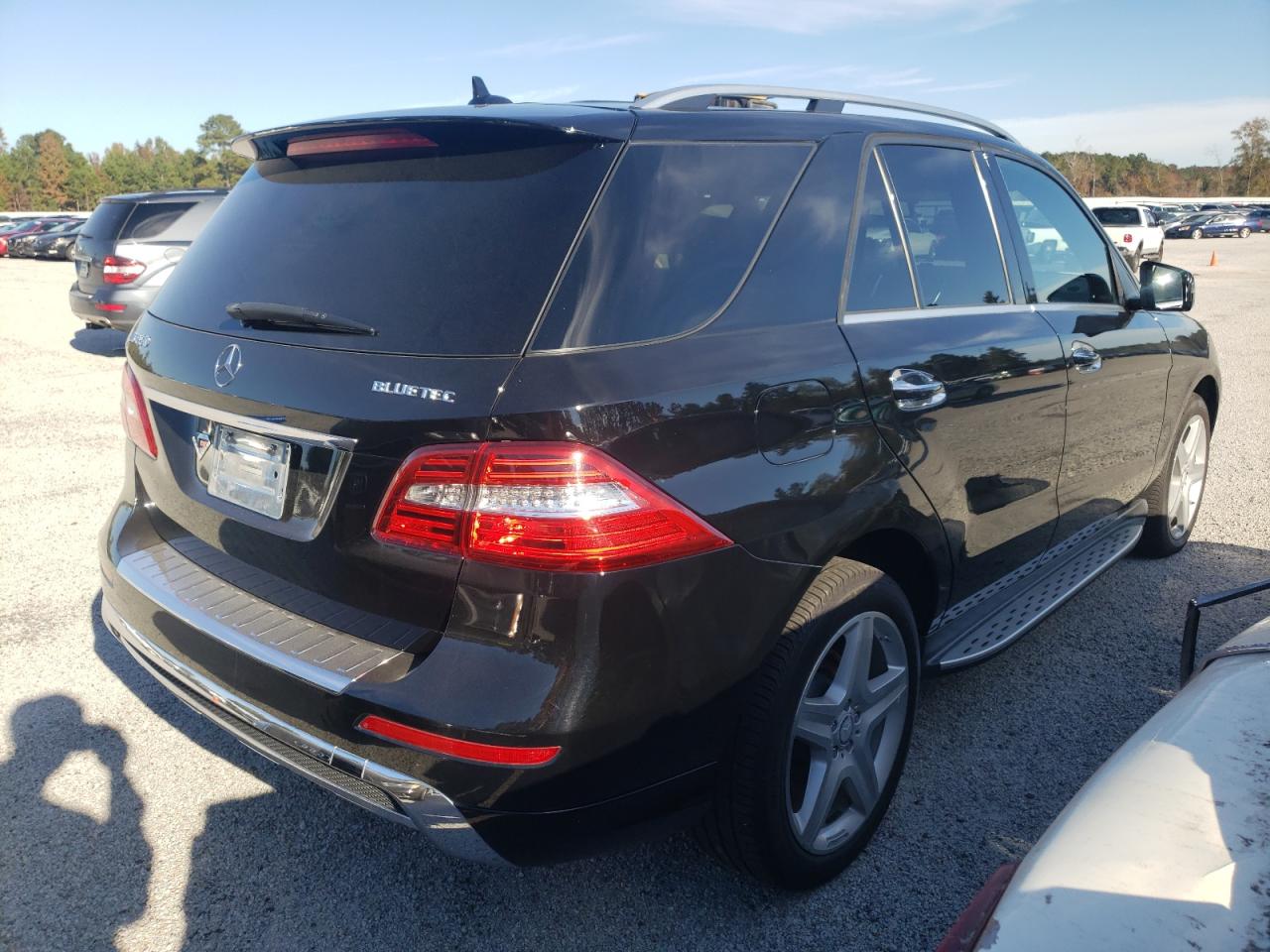 Photo 4 from auction – 2014 MERCEDES-BENZ ML 350 BLU with VIN 4JGDA2EBXEA416042