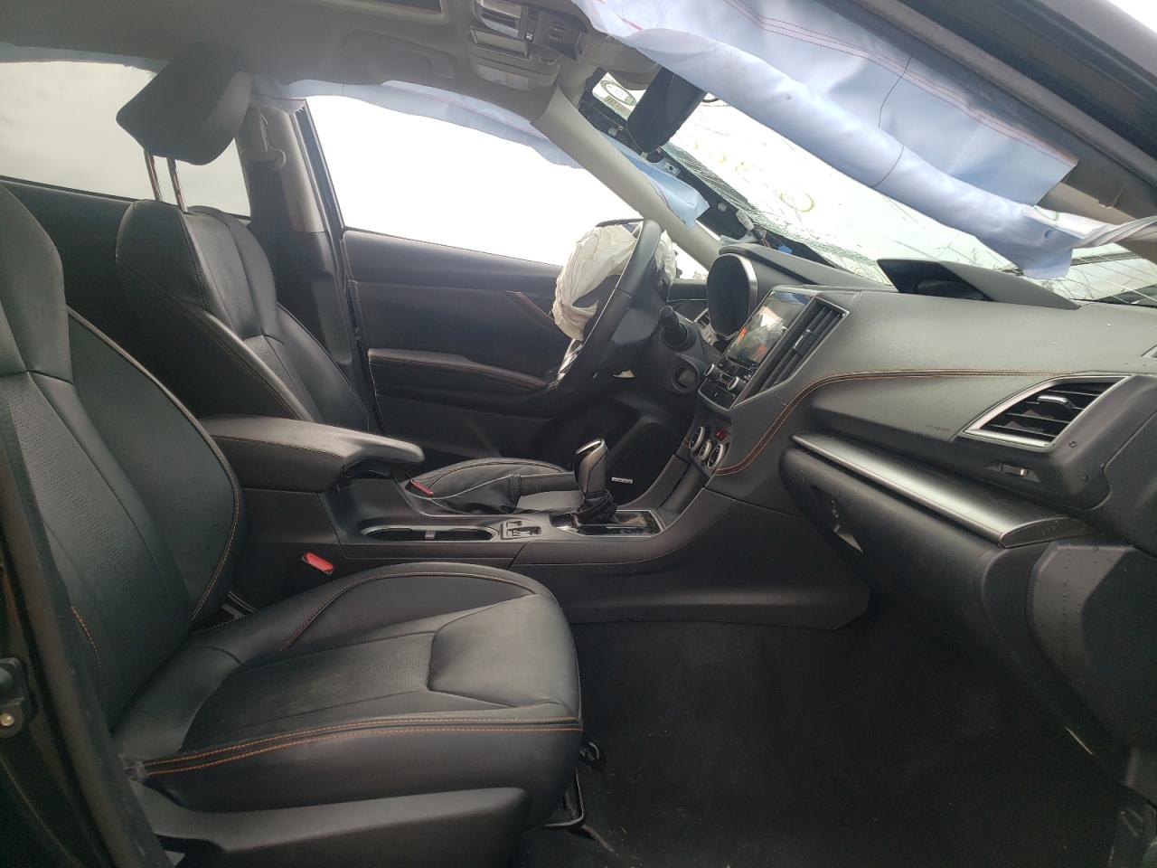 Photo 5 from auction – 2018 SUBARU CROSSTREK with VIN JF2GTAMC5JH264657