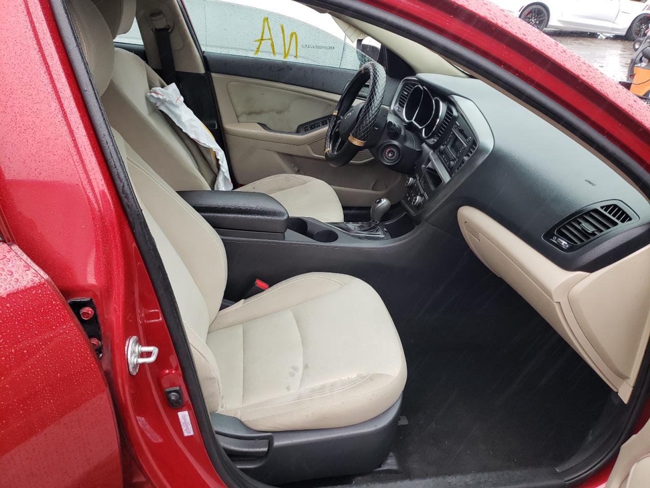 Photo 5 from auction – 2012 KIA OPTIMA LX with VIN 5XXGM4A7XCG070565
