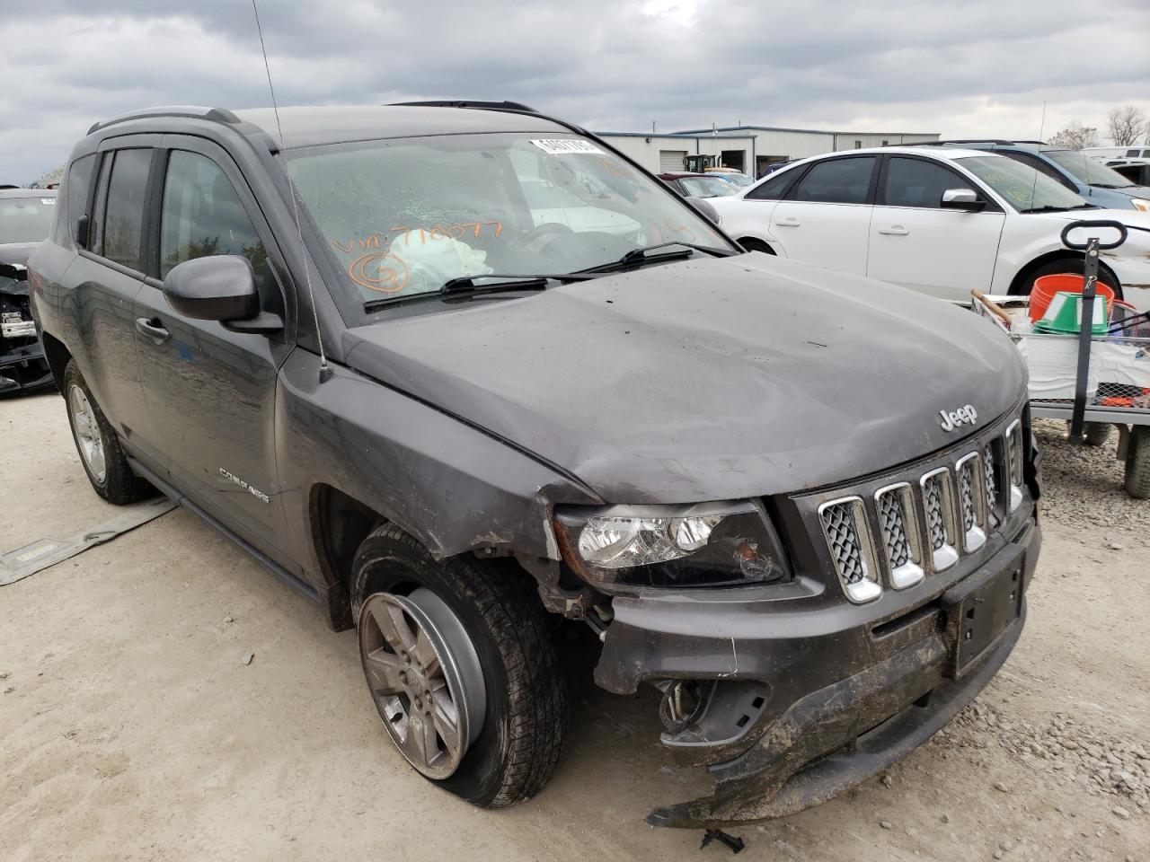 JEEP COMPASS LA 2016 with VIN 1C4NJCEAXGD710077 - Photo from auction