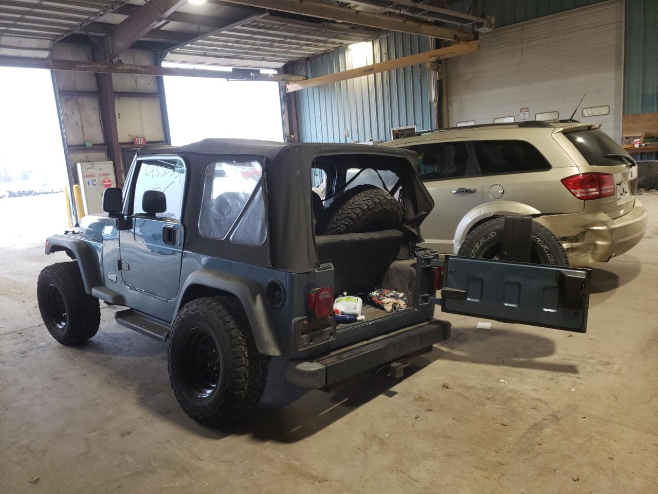 Photo 3 from auction – 1997 JEEP WRANGLER / with VIN 1J4FY19S4VP547701