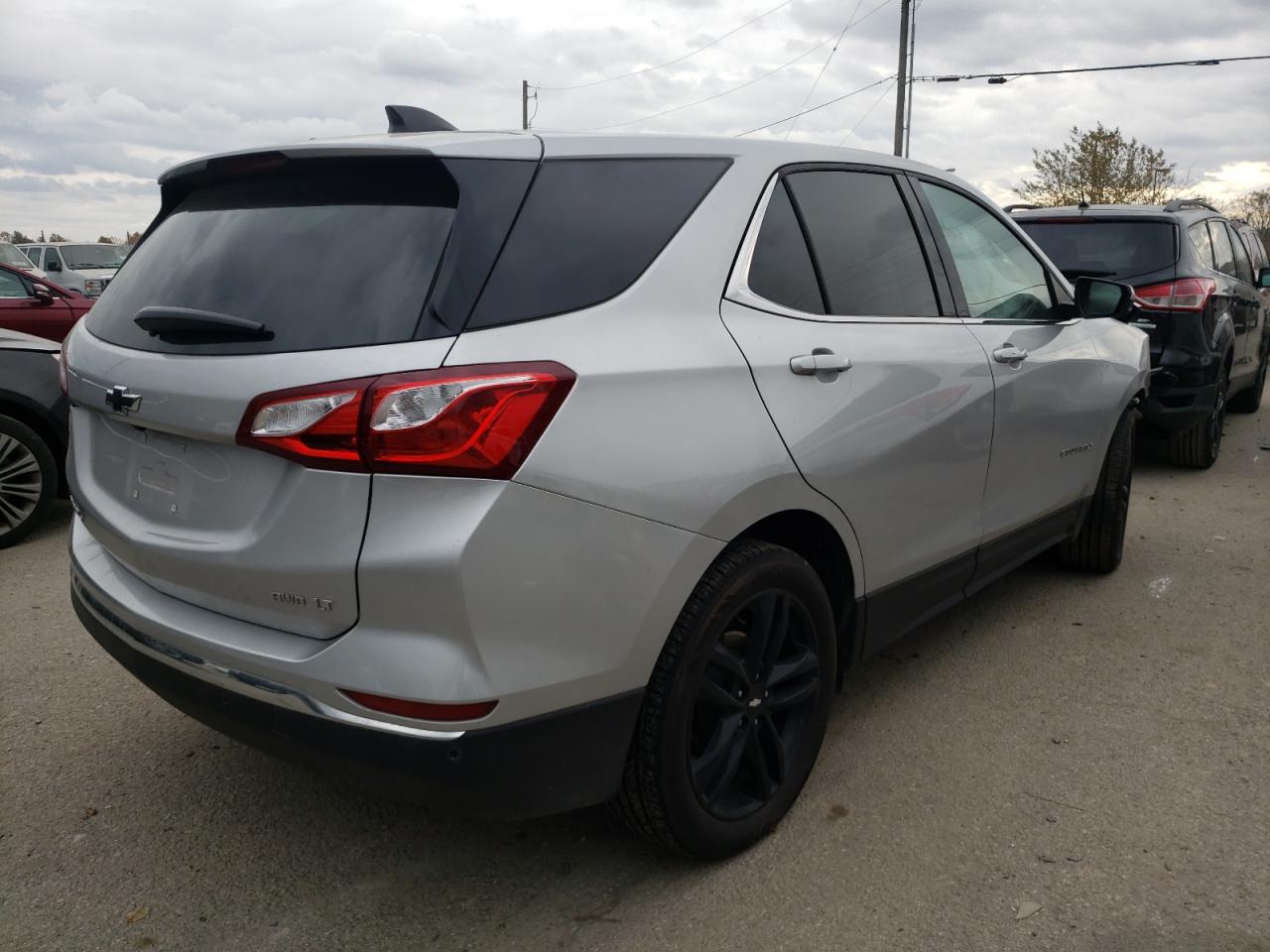 Photo 4 from auction – 2020 CHEVROLET EQUINOX LT with VIN 3GNAXUEV9LS721482