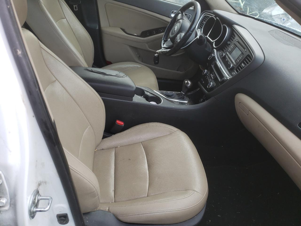 Photo 5 from auction – 2015 KIA OPTIMA EX with VIN 5XXGN4A78FG443166