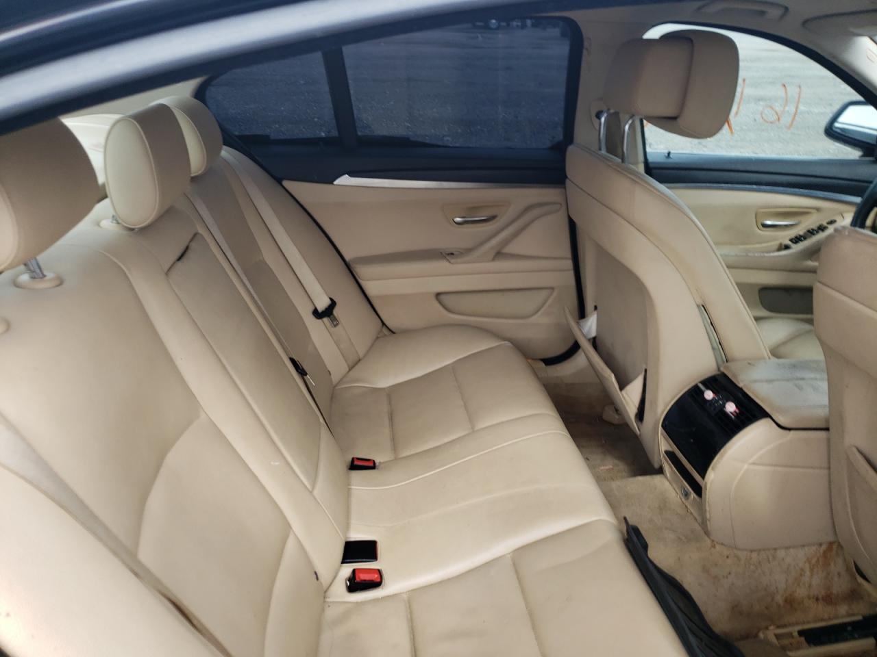 Photo 6 from auction – 2012 BMW 528 I with VIN WBAXG5C55CDX04011