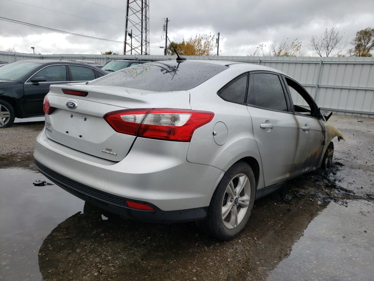 Photo 4 from auction – 2013 FORD FOCUS SE with VIN 1FADP3F26DL371942
