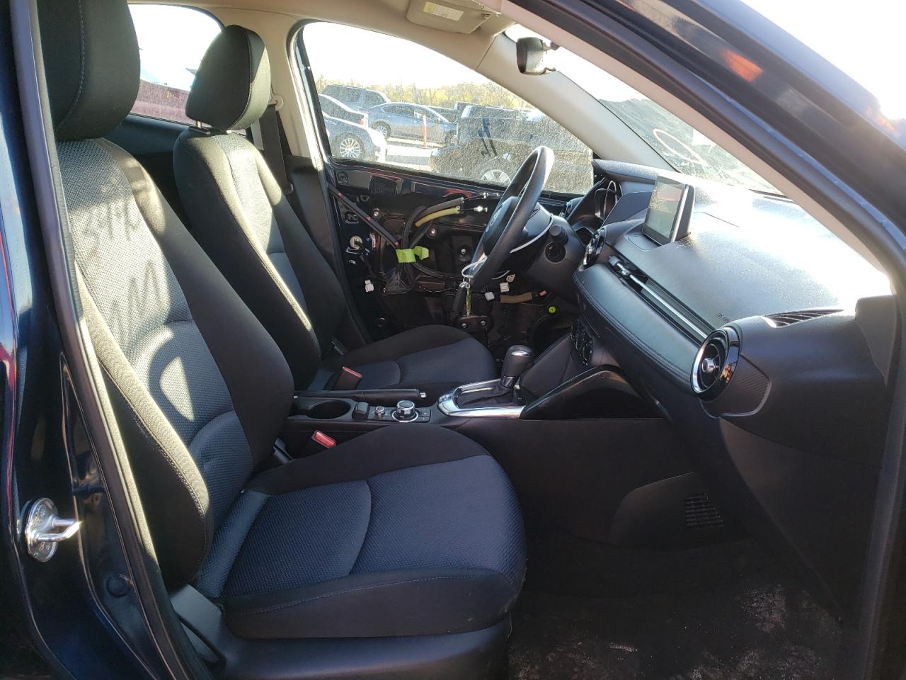 Photo 5 from auction – 2016 TOYOTA SCION IA with VIN 3MYDLBZV5GY113236