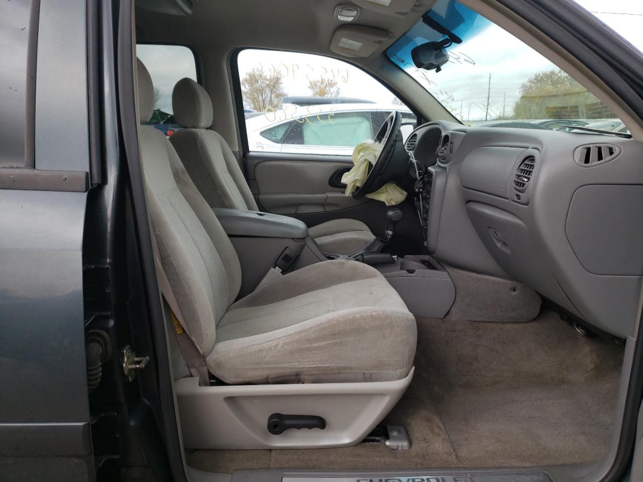 Photo 5 from auction – 2006 CHEVROLET TRAILBLAZE with VIN 1GNDT13S062160895