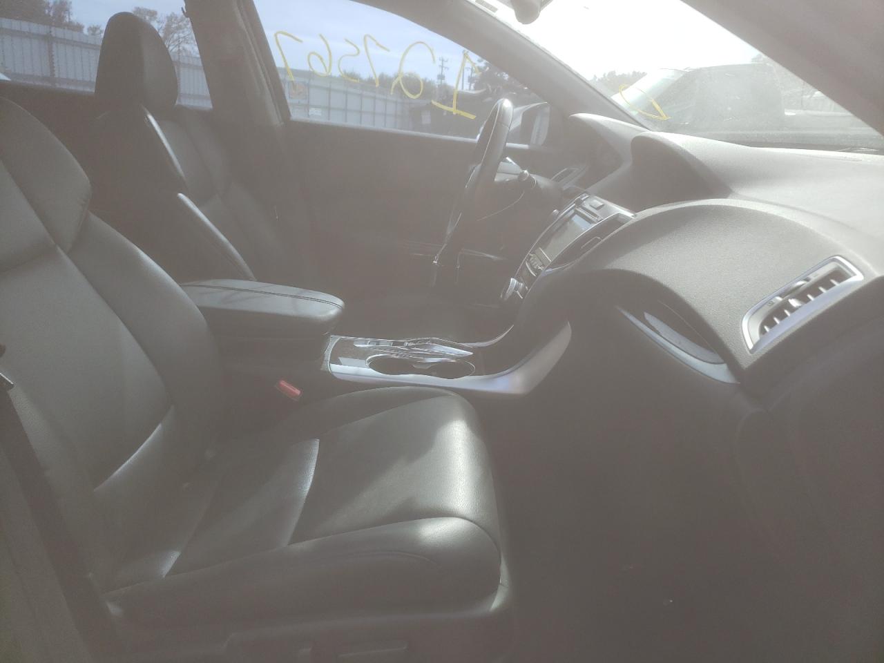 Photo 5 from auction – 2015 ACURA TLX with VIN 19UUB2F35FA008429
