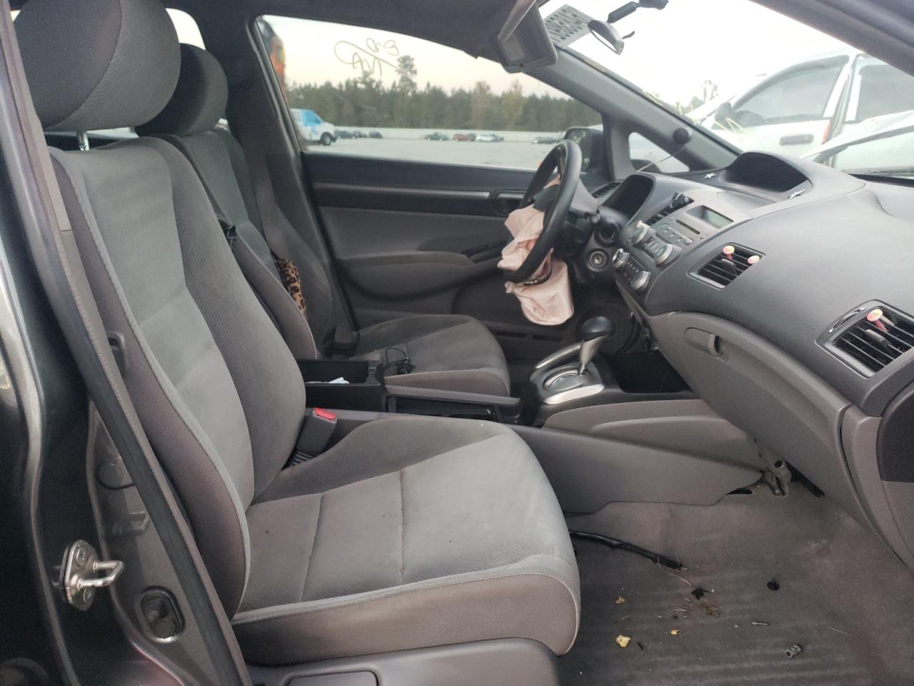 Photo 5 from auction – 2010 HONDA CIVIC EX with VIN 19XFA1F80AE039142