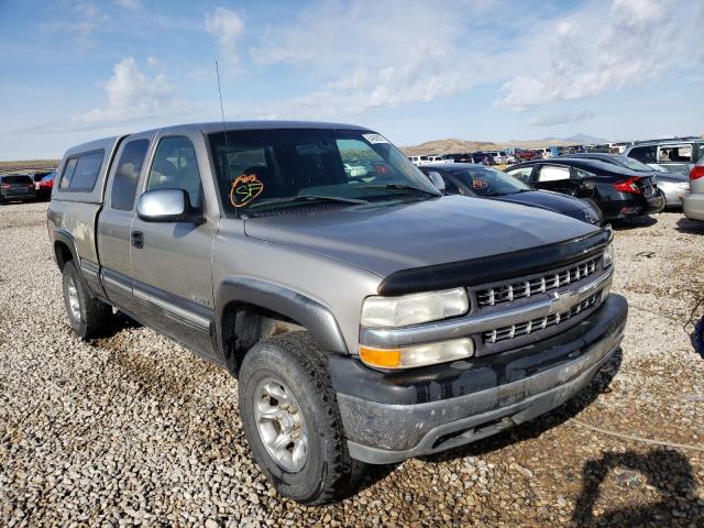 CHEVROLET SILVERADO 2000 with VIN 1GCEK19T1YE201567 - Photo from auction