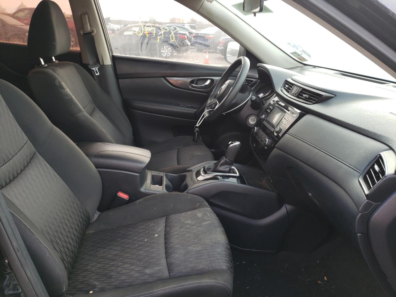 Photo 5 from auction – 2017 NISSAN ROGUE S with VIN KNMAT2MV7HP505601