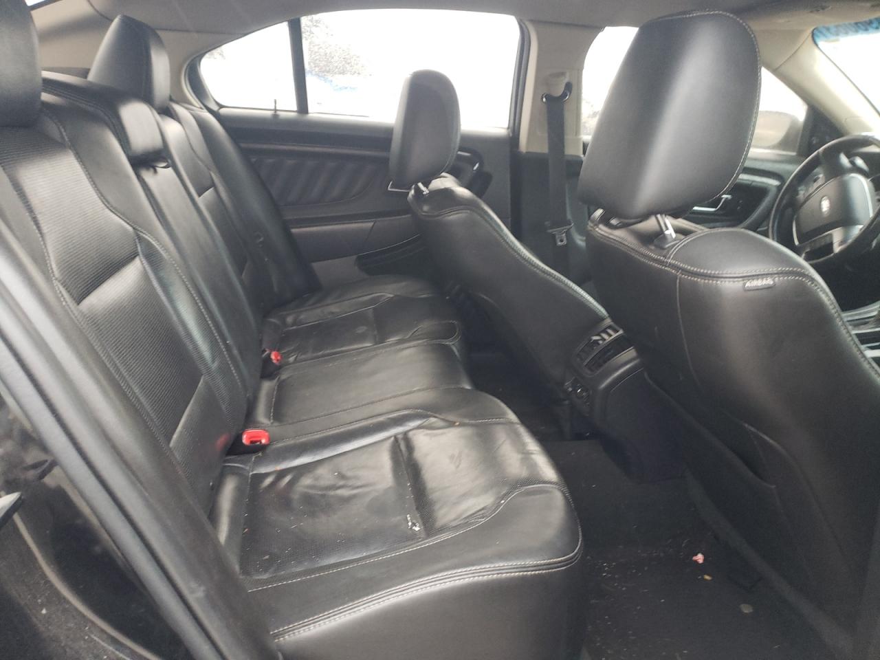 Photo 6 from auction – 2010 FORD TAURUS LIM with VIN 1FAHP2FW7AG130202