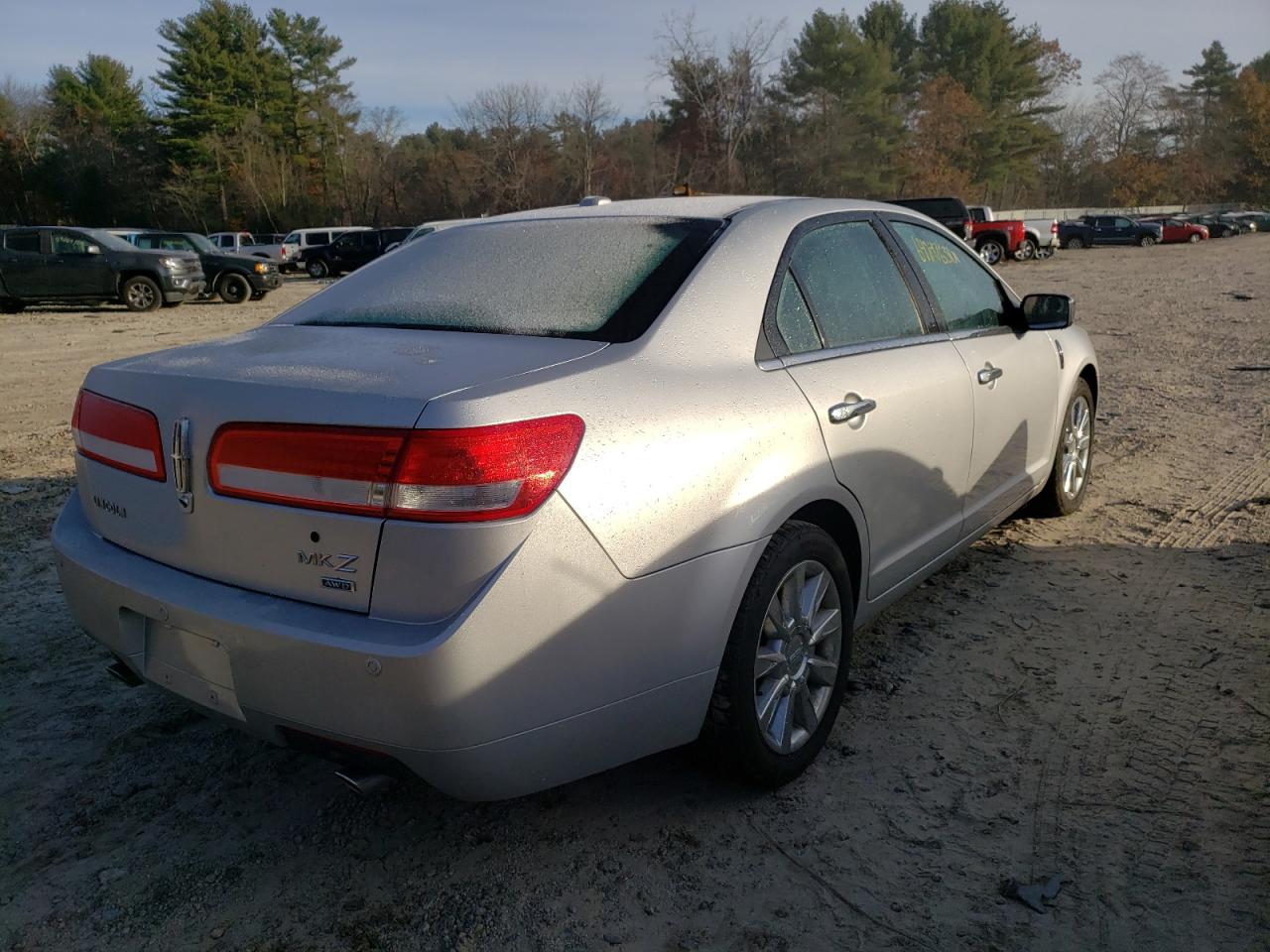 Photo 4 from auction – 2012 LINCOLN MKZ with VIN 3LNHL2JC1CR826371