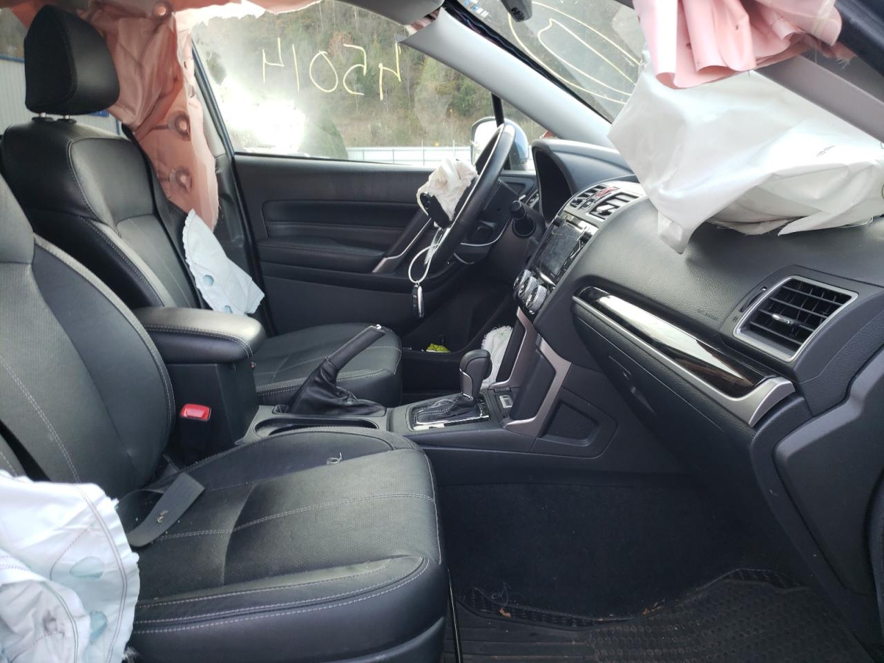 Photo 5 from auction – 2017 SUBARU FORESTER 2 with VIN JF2SJAWC4HH564472