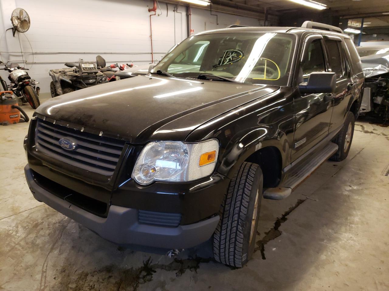 Photo 2 from auction – 2006 FORD EXPLORER X with VIN 1FMEU72E96UA27500