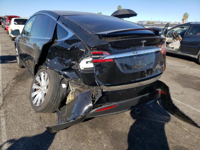 Photo 3 from auction – 2019 TESLA MODEL X with VIN 5YJXCBE24KF160768