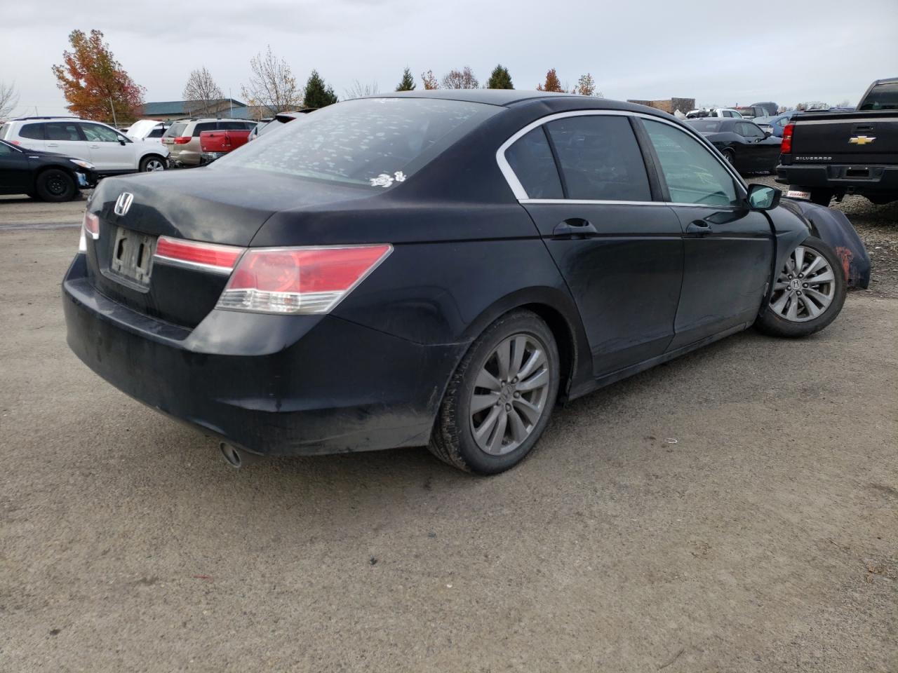 Photo 4 from auction – 2011 HONDA ACCORD EX with VIN 1HGCP2F7XBA035958