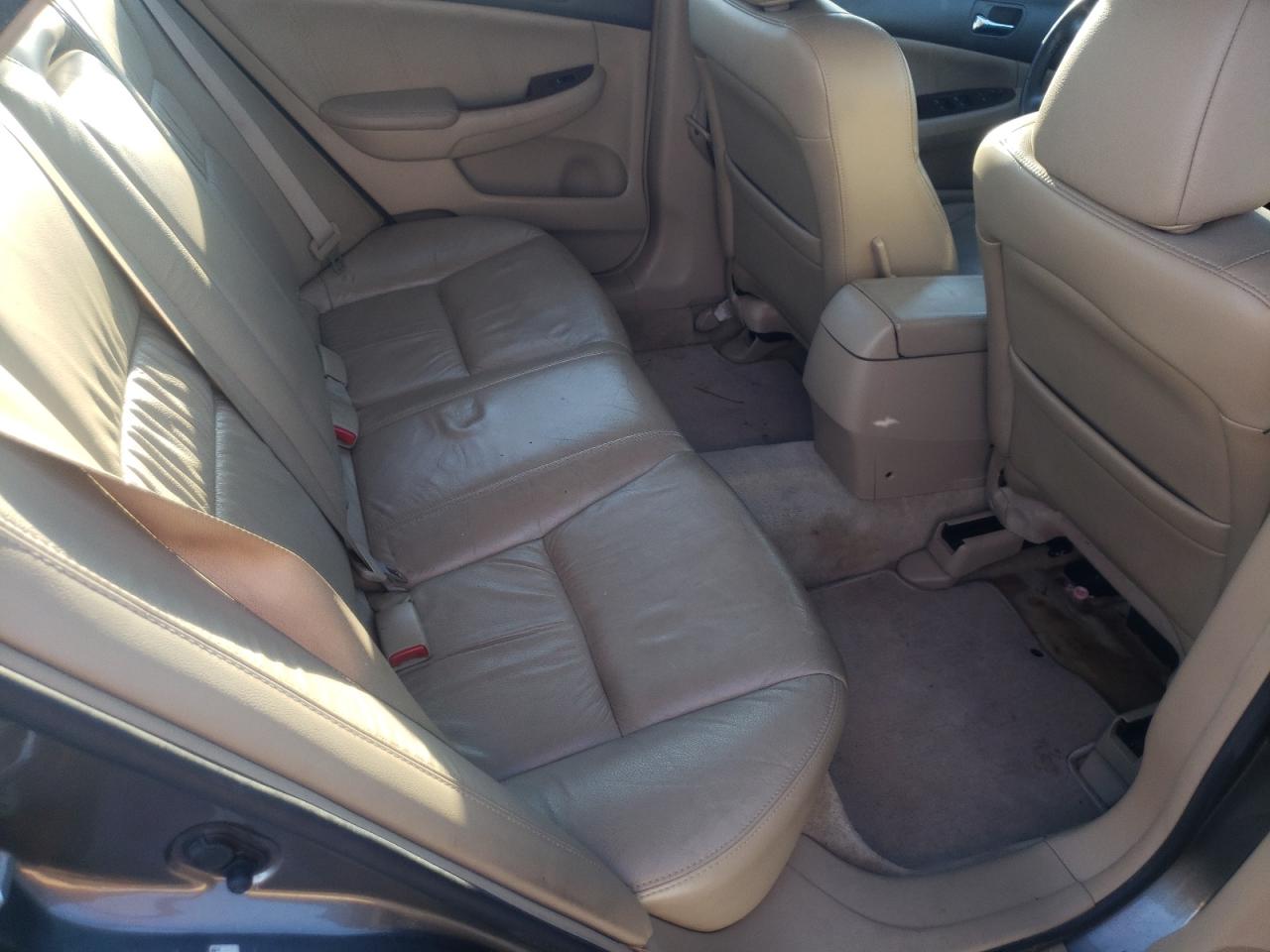 Photo 6 from auction – 2006 HONDA ACCORD EX with VIN 1HGCM66536A033165