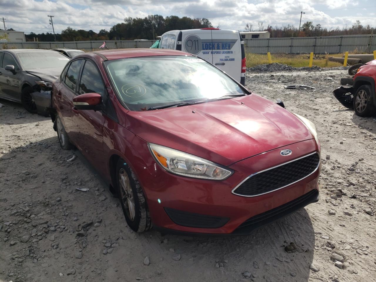 FORD FOCUS SE 2015 with VIN 1FADP3F29FL238269 - Photo from auction