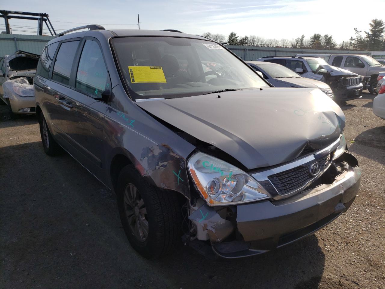 KIA SEDONA LX 2012 with VIN KNDMG4C75C6432856 - Photo from auction