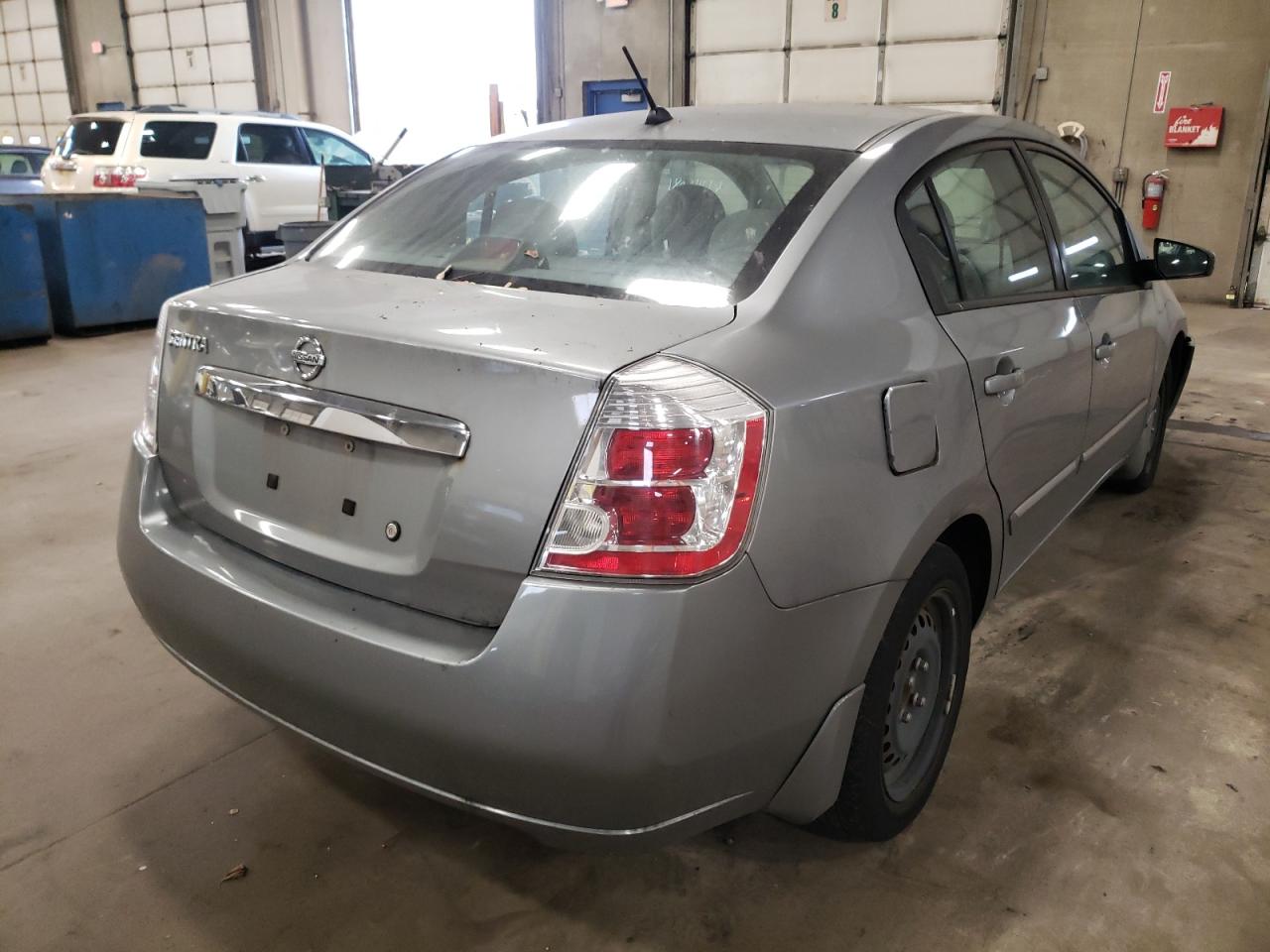 Photo 4 from auction – 2010 NISSAN SENTRA 2.0 with VIN 3N1AB6AP5AL717658