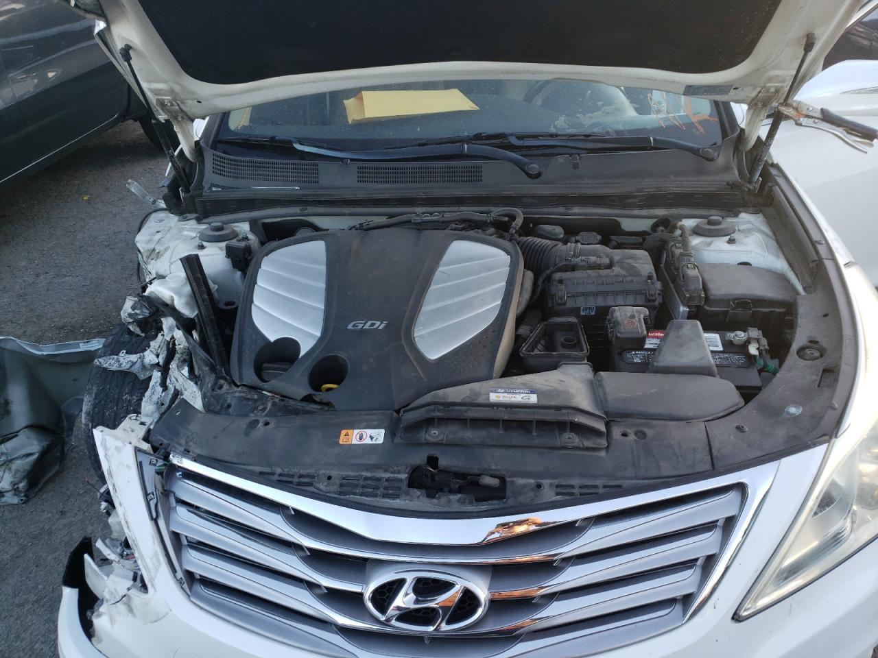 Photo 7 from auction – 2012 HYUNDAI AZERA GLS with VIN KMHFG4JG3CA120507