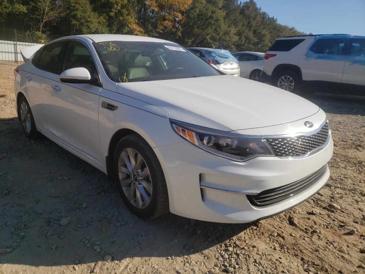KIA OPTIMA EX 2018 with VIN 5XXGU4L37JG180402 - Photo from auction