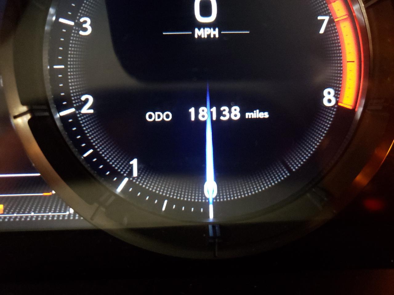 Photo 8 from auction – 2019 LEXUS ES 350 with VIN 58ABZ1B1XKU003904