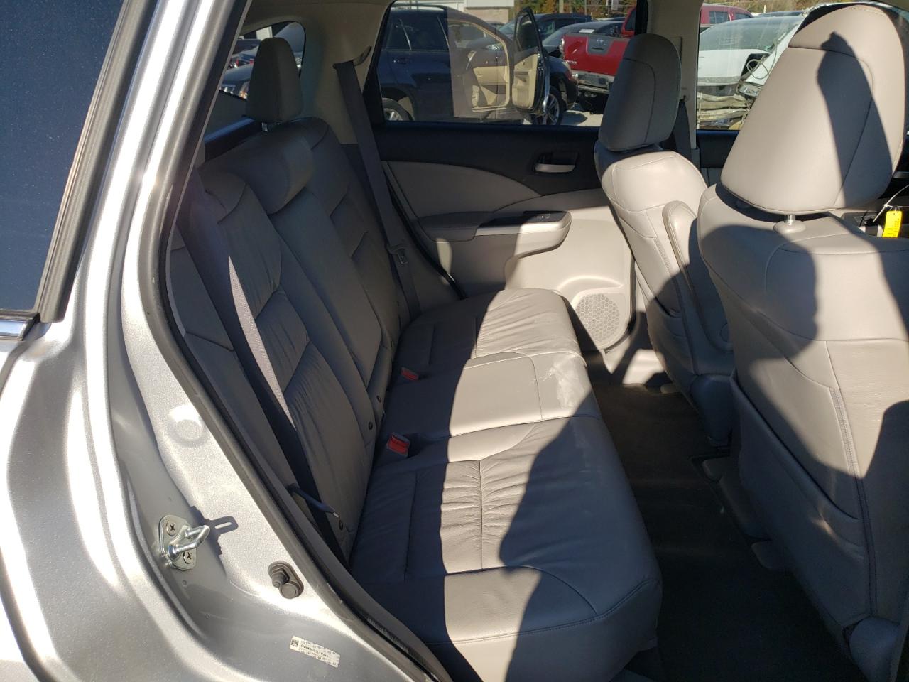 Photo 6 from auction – 2012 HONDA CR-V EXL with VIN 5J6RM3H78CL016846