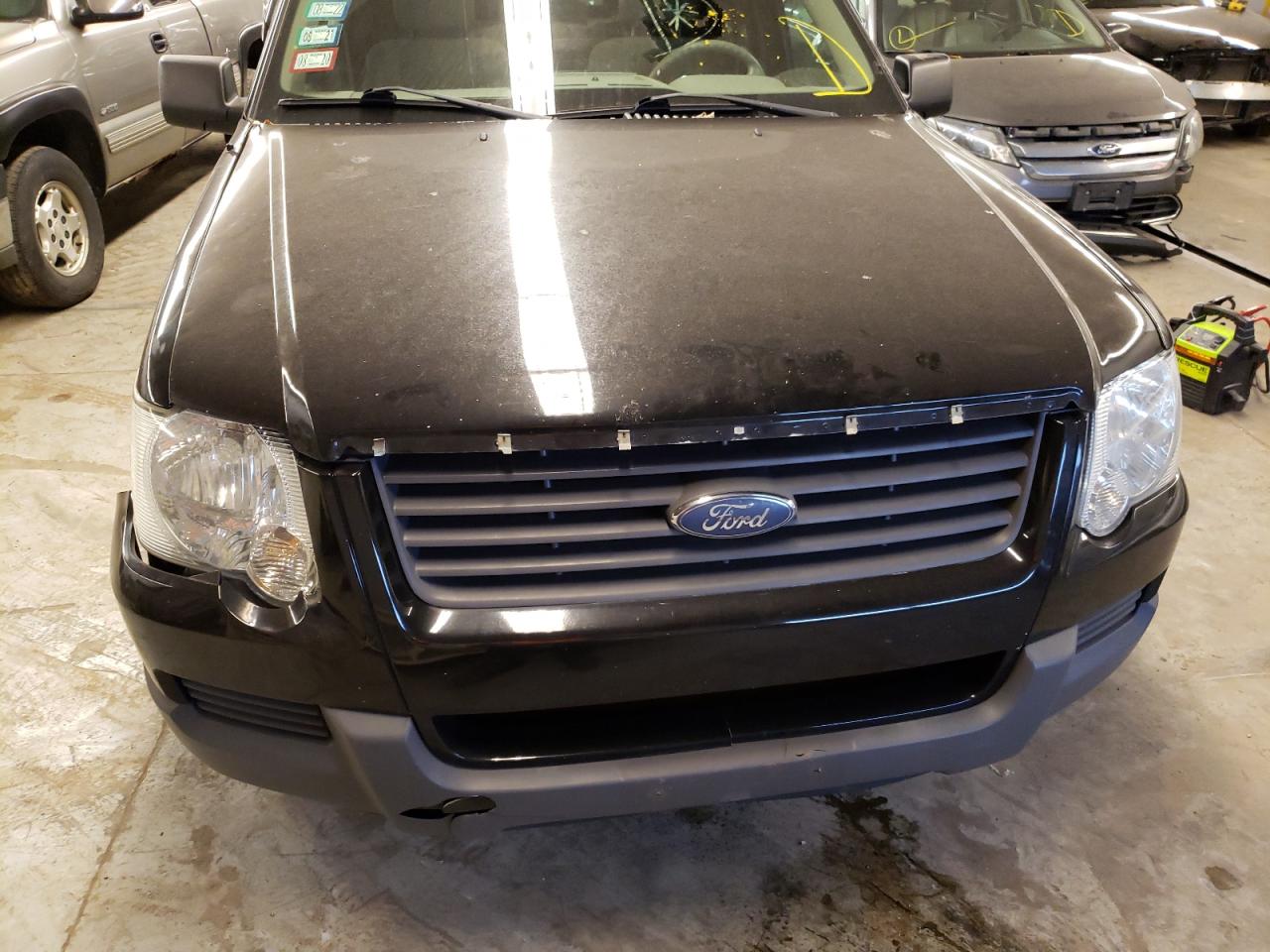 Photo 9 from auction – 2006 FORD EXPLORER X with VIN 1FMEU72E96UA27500