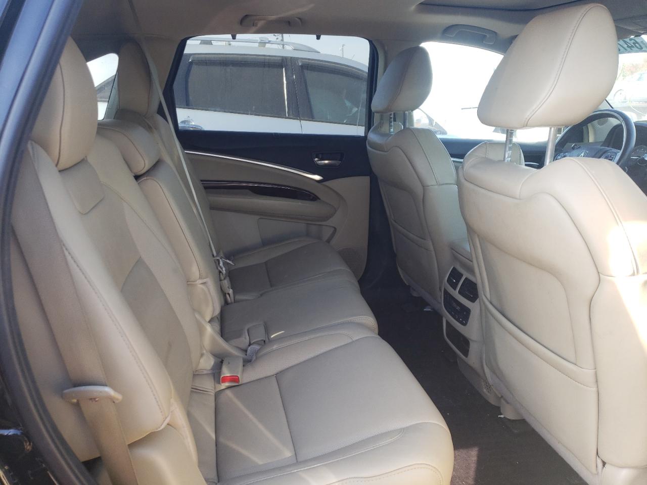 Photo 6 from auction – 2016 ACURA MDX ADVANC with VIN 5FRYD4H95GB045804