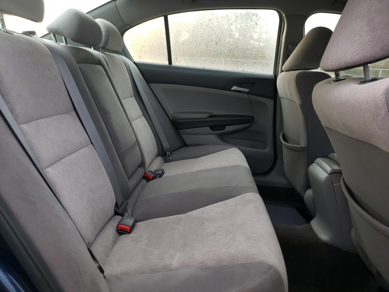 Photo 6 from auction – 2010 HONDA ACCORD LX with VIN 1HGCP2F32AA130882