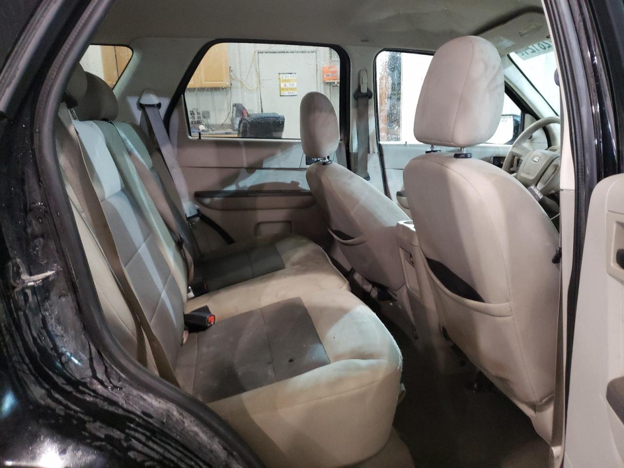 Photo 6 from auction – 2008 FORD ESCAPE XLT with VIN 1FMCU93Z18KA55133
