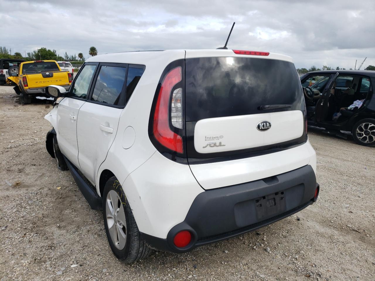 Photo 3 from auction – 2015 KIA SOUL with VIN KNDJN2A28F7185271