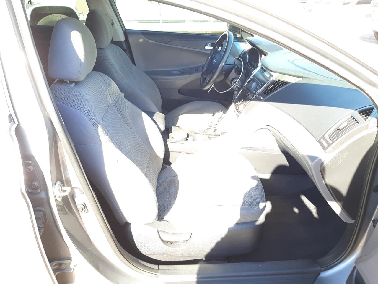 Photo 5 from auction – 2013 HYUNDAI SONATA GLS with VIN 5NPEB4AC0DH590127