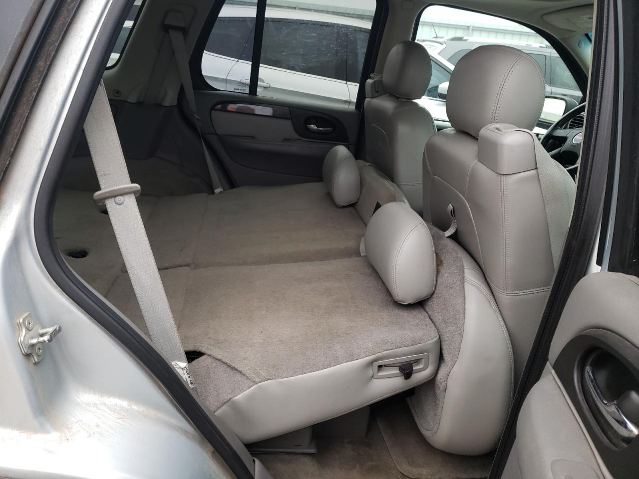 Photo 6 from auction – 2008 GMC ENVOY with VIN 1GKDT13S482164318