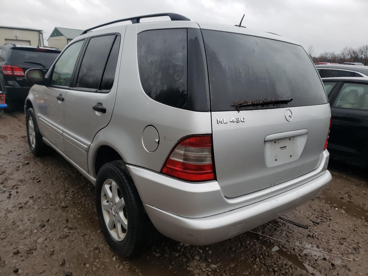Photo 3 from auction – 2001 MERCEDES-BENZ M-CLASS with VIN 4JGAB72E61A280952
