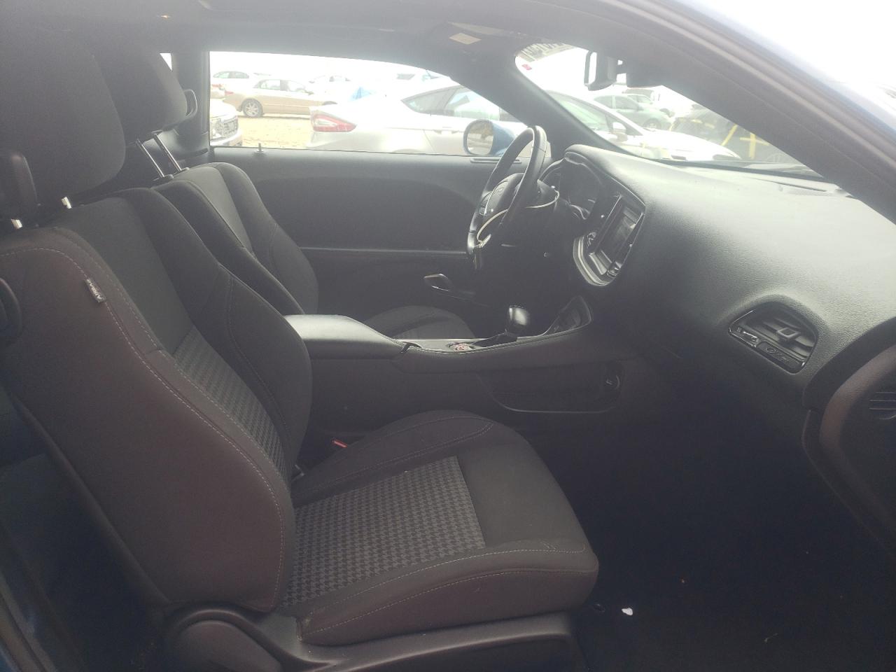 Photo 5 from auction – 2020 DODGE CHALLENGER with VIN 2C3CDZAG2LH139374