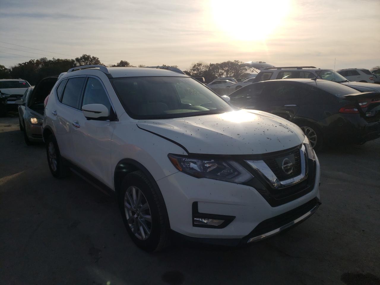 NISSAN ROGUE S 2017 with VIN KNMAT2MT7HP577896 - Photo from auction