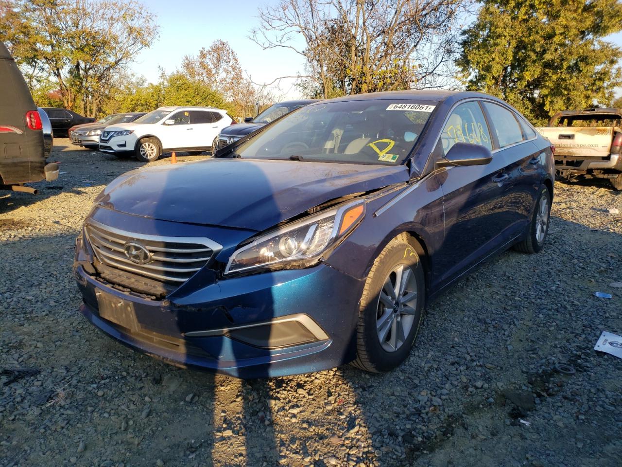Photo 2 from auction – 2016 HYUNDAI SONATA SE with VIN 5NPE24AF2GH375606